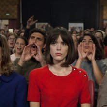 Formidabile: Stacy Martin in una scena