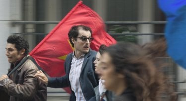 Formidabile: Louis Garrel in una scena