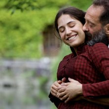 Rodin: Vincent Lindon e Izïa Higelin in un momento romantico