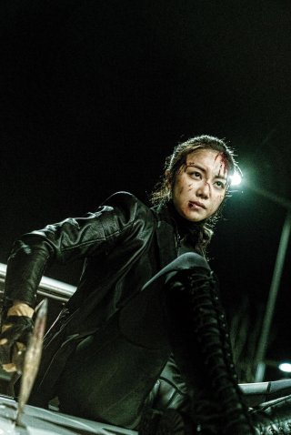 The Villainess: Ok-bin Kim in una scena del film