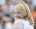 The Square: Elisabeth Moss e Dominic West a Cannes: 'Le scene di sesso? Strane e imbarazzanti'  