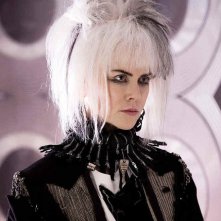 How to Talk to Girls at Parties - Nicole Kidman in una scena