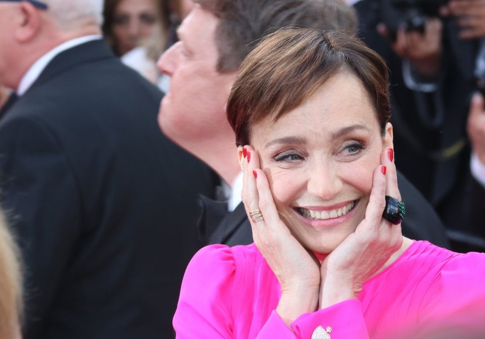 Cannes 2017: uno scatto di Kristin Scott Thomas sul red carpet di The Killing of a Sacred Deer