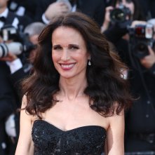 Cannes 2017: Andie MacDowell sul red carpet di The Killing of a Sacred Deer