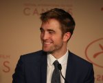 Robert Pattinson su The Batman e i fan: 'Spero non succeda come per Twilight'