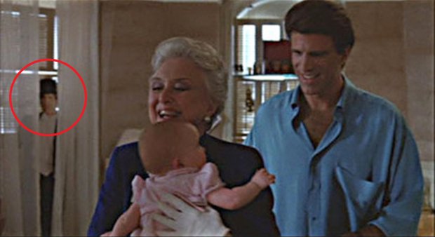 Tre scapoli e un bebè: Ted Dandon, Celeste Holm e un fantasma sullo sfondo
