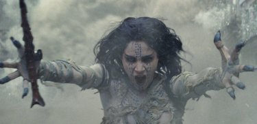 La Mummia: Sofia Boutella in una scena del film