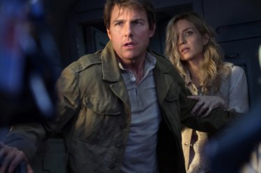 La Mummia: Tom Cruise e Annabelle Wallis in un momento del film