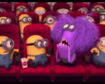 Arresto surreale in un cinema USA: non ottiene i popcorn gratis e aggredisce una poliziotta