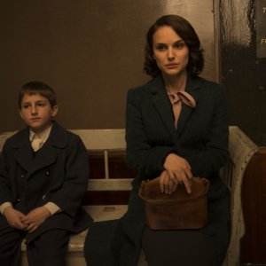Sognare è vivere: Natalie Portman e Amir Tessler in una scena del film