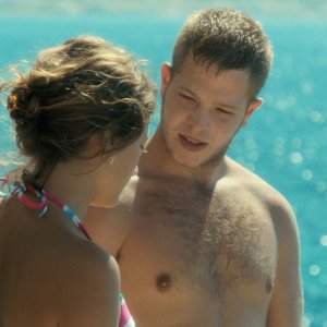 Corniche Kennedy: Lola Creton e Alain Demaria in una scena del film