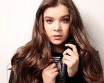 Transformers: Hailee Stenfeld nello spinoff Bumblebee