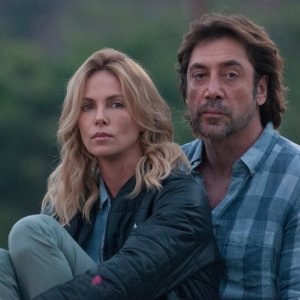 Il tuo ultimo sguardo: Charlize Theron e Javier Bardem in una scena del film