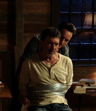 Black Butterfly: Antonio Banderas e Jonathan Rhys Meyers in un momento del film
