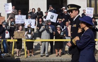 USS Indianapolis: Nicolas Cage in un momento del film