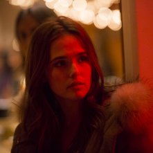 Prima di domani: Zoey Deutch in un momento del film