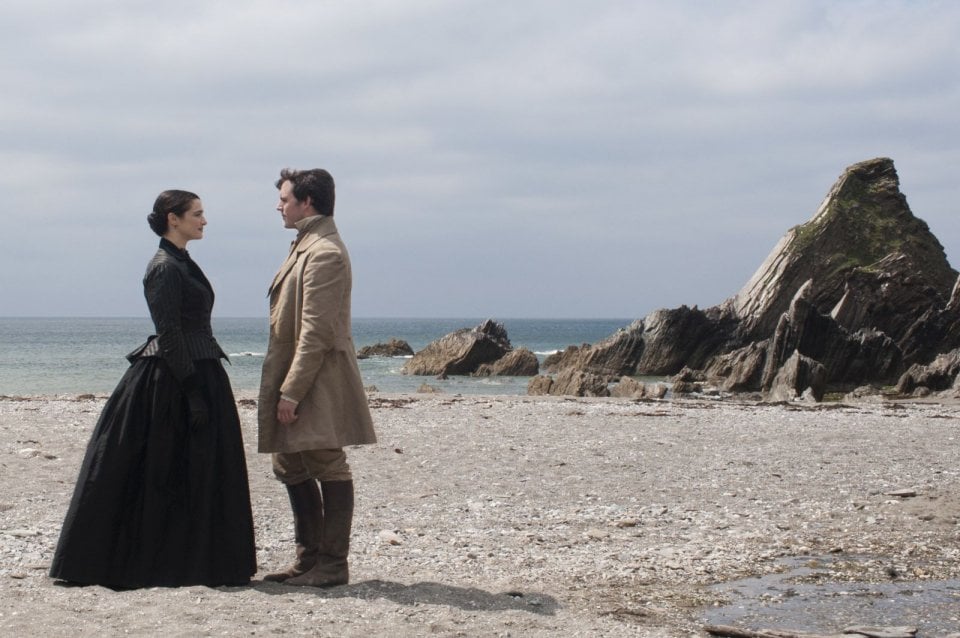 Rachel: Rachel Weisz e Sam Claflin in una scena del film