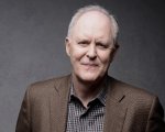 John Lithgow: 'Rimpiango di aver rifiutato la parte del Joker nel film di Burton'