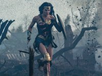 Wonder Woman e le altre 'amazzoni': l'evoluzione delle eroine action tra cinema e TV