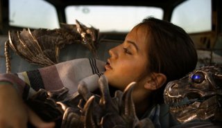 Transformers - L'ultimo cavaliere: Isabela Moner in una scena del film