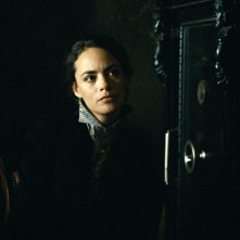 L'infanzia di un capo: Bérénice Bejo in una scena del film