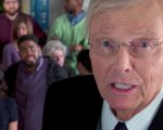 Adam West: ecco l'episodio inedito di Powerless in cui ha recitato l'attore