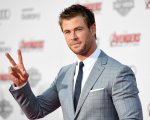 Chris Hemsworth: 'E' illegale per gli attori dei film Marvel recitare in quelli della DC'