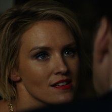 Cane mangia cane: Chelsea Mee in una scena del film