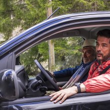 Il Premio: una foto di Gigi Proietti e Alessandro Gassmann