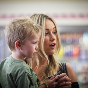 Monolith: Katrina Bowden in un'immagine del film