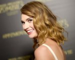 Lily James: 'Alle donne viene richiesto di essere perfette, ma è impossibile'