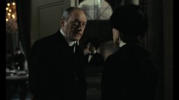 Clip 3 del film 'L'infanzia del capo'