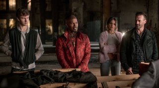 Baby Driver: Ansel Elgort, Jamie Foxx, Eiza González e Jon Hamm in una foto del film