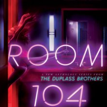 Room 104: un poster della serie