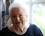 Olivia de Havilland fa causa ai produttori della serie Feud