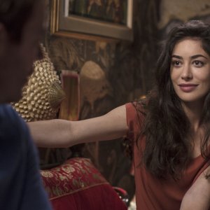 Un profilo per due: Yaniss Lespert e Fanny Valette in un momento del film