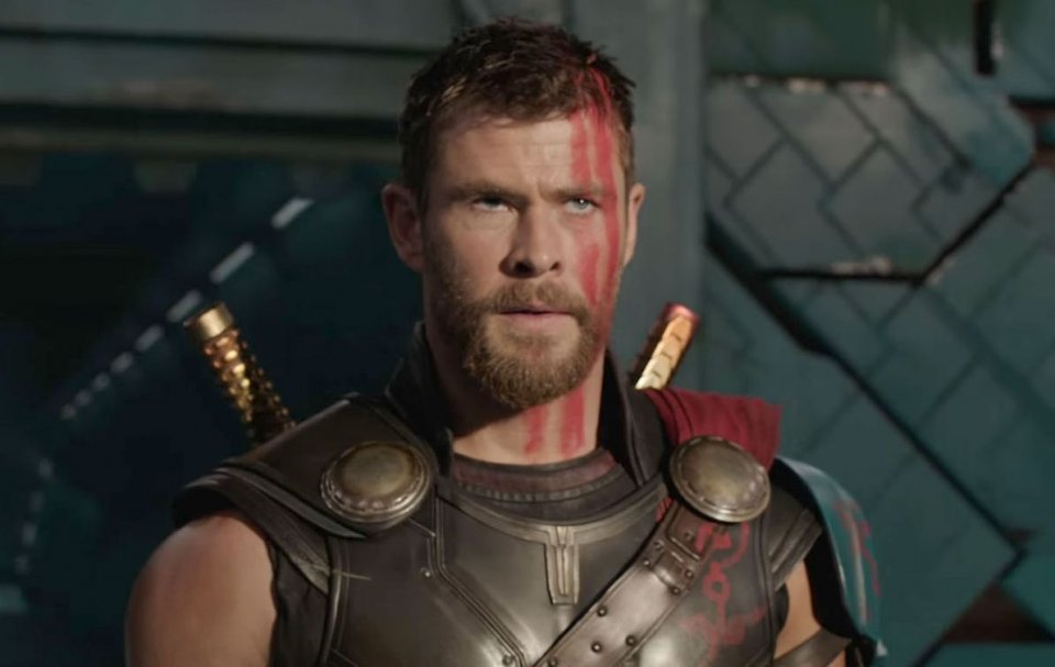 Thor: Ragnarok - Chris Hemsworth in un'immagine del primo teaser
