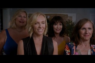 Fun Mom Dinner - Trailer