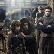 Isaac Hempstead-Wright, Kit Harington e Richard Madden nel pilot de Il trono di spade