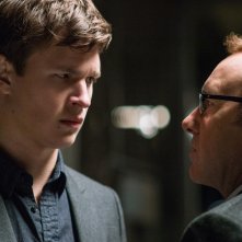 Baby Driver - Il genio della fuga: Ansel Elgort e Kevin Spacey in una scena del film