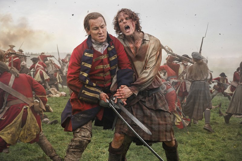 Outlander: una foto degli attori Sam Heughan e Tobias Menzies