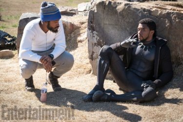 Black Panther: il regista Ryan Coogler con Chadwick Boseman sul set