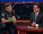 Andy Serkis legge i tweet di Donald Trump in versione Gollum