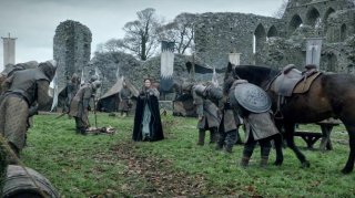 Il trono di spade: Michelle Fairley in una scena dell'episodio finale della prima stagione