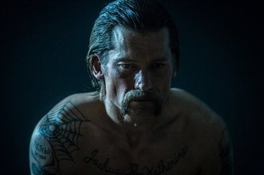 La fratellanza: Nikolaj Coster-Waldau in un momento del film