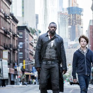 La Torre Nera: Idris Elba e Tom Taylor in un momento del film