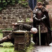 Il trono di spade: Richard Madden in una scena della terza stagione