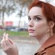 Christina Hendricks e Anna Camp nel cast della commedia Egg