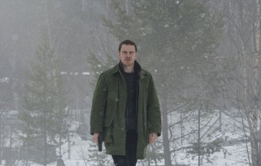 L'uomo di neve: Michael Fassbender in una scena del film