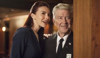I segreti di Twin Peaks: Chrysta Bell David Lynch in una scena
